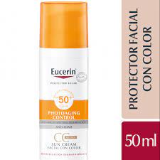 Eucerin Sun Protección Solar Facial Photoaging Control Antie-Edad CC Fluido Tono Medio FPS50 x50ml